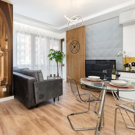 New Apartment, Private Patio Apartment Krakow